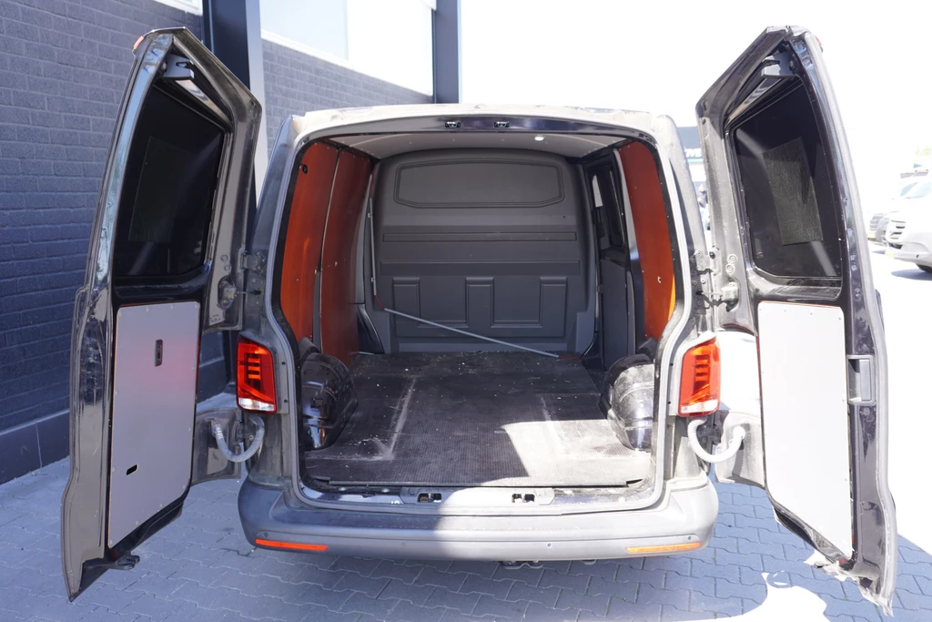 Volkswagen Transporter – foto 10