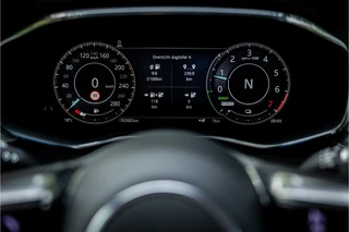 Jaguar F-PACE – thumbnail 23