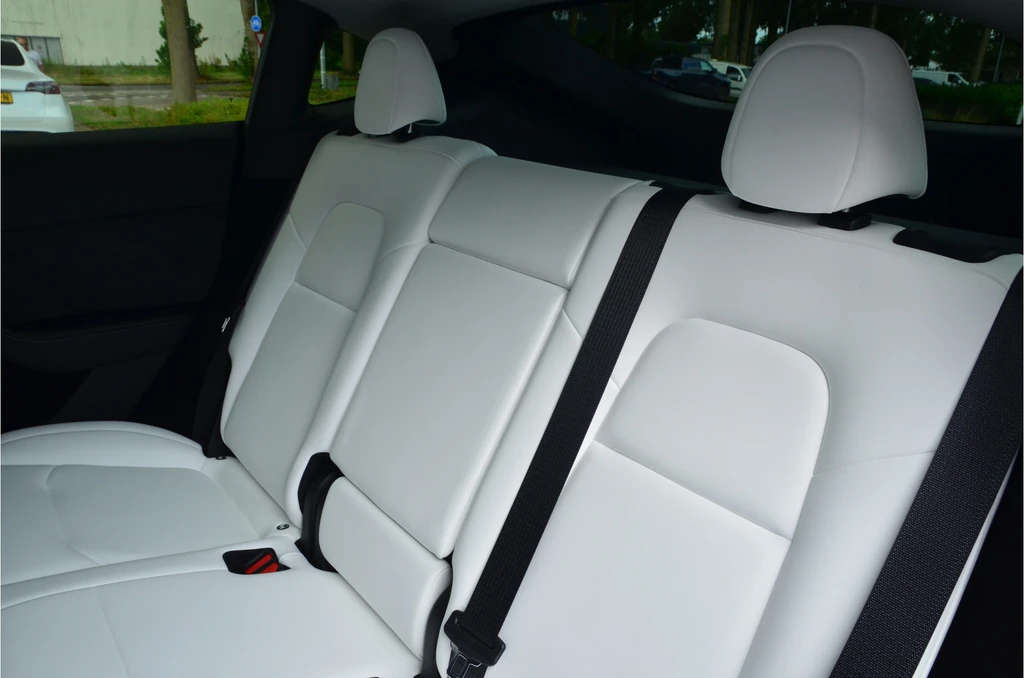 Tesla Model Y – foto 13