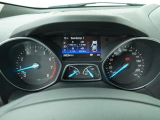 Ford Kuga – thumbnail 17