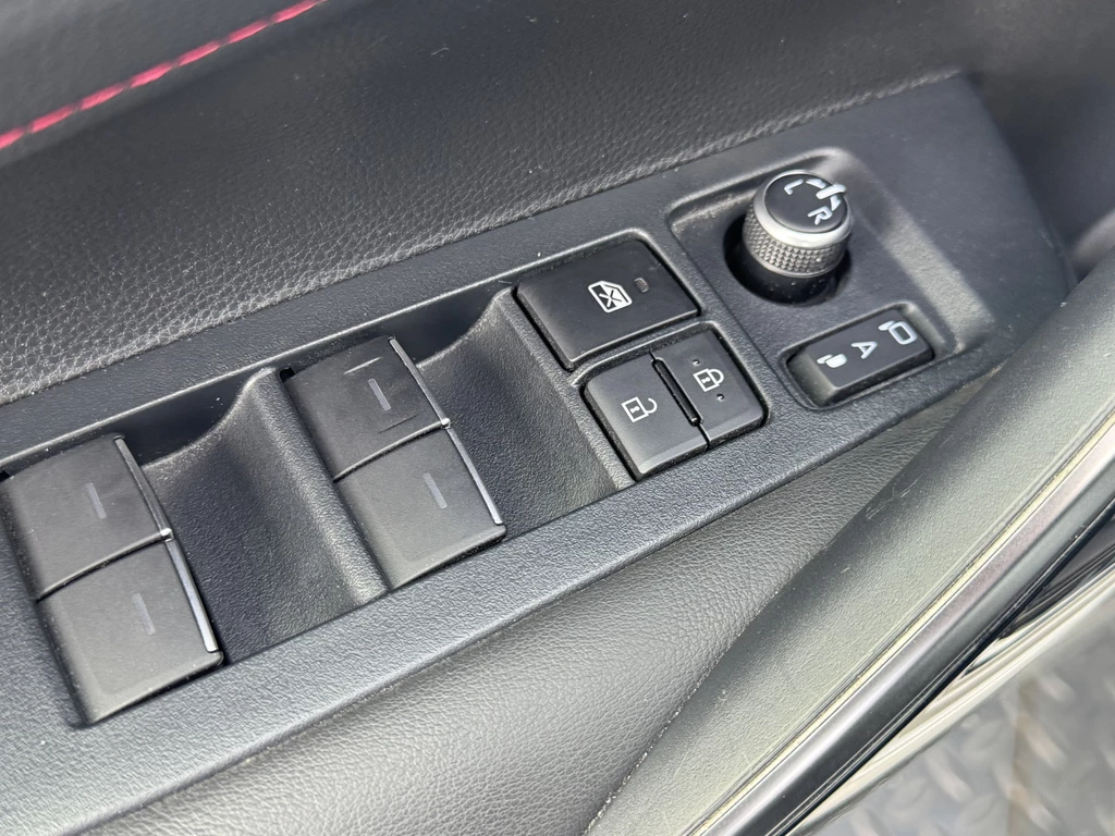Toyota Corolla Touring Sports – foto 36