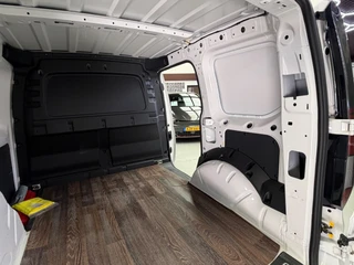 Volkswagen Caddy – thumbnail 21