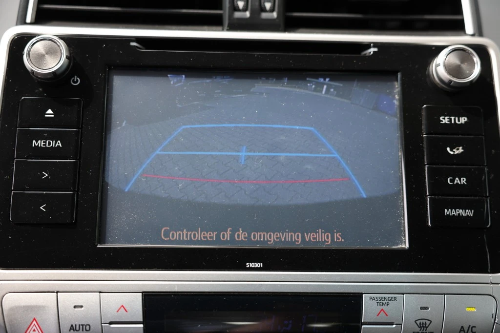 Toyota Land Cruiser – foto 14