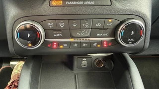 Ford Kuga – thumbnail 13