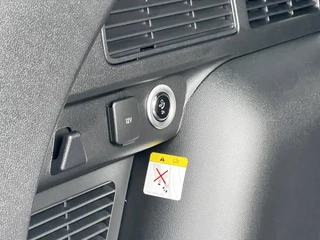 Ford Kuga – thumbnail 13