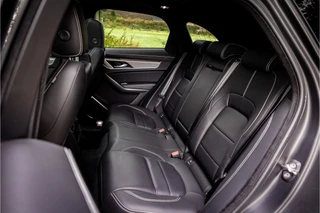 Jaguar F-PACE – thumbnail 26