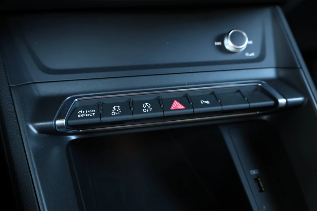 Audi Q3 – foto 21