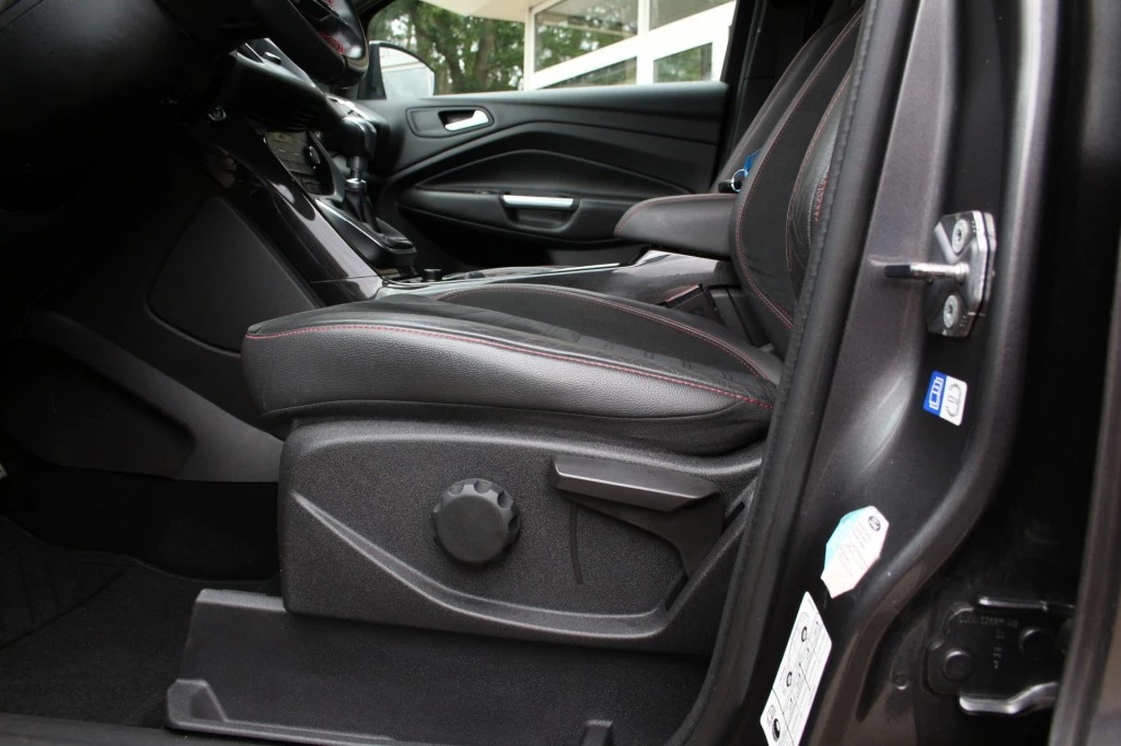 Ford Kuga – foto 12