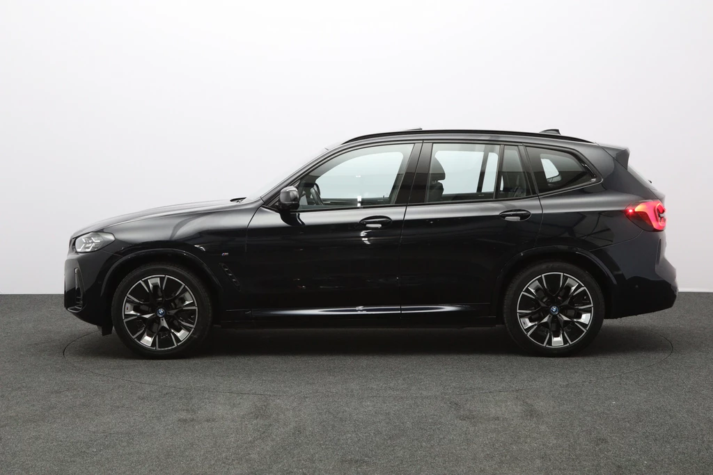 BMW iX3 – foto 2