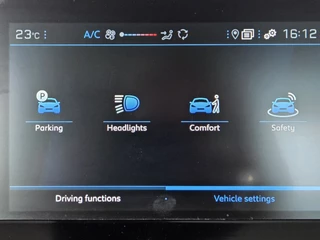 Peugeot 208 – thumbnail 33