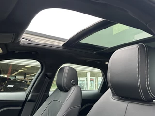 Jaguar F-PACE – thumbnail 14