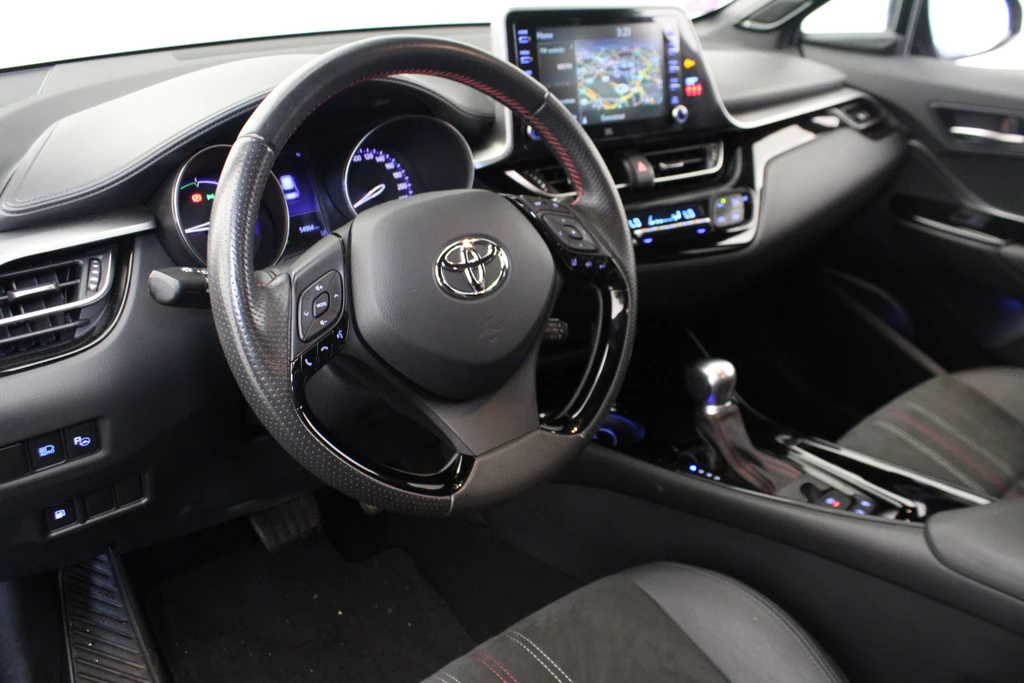 Toyota C-HR – foto 13
