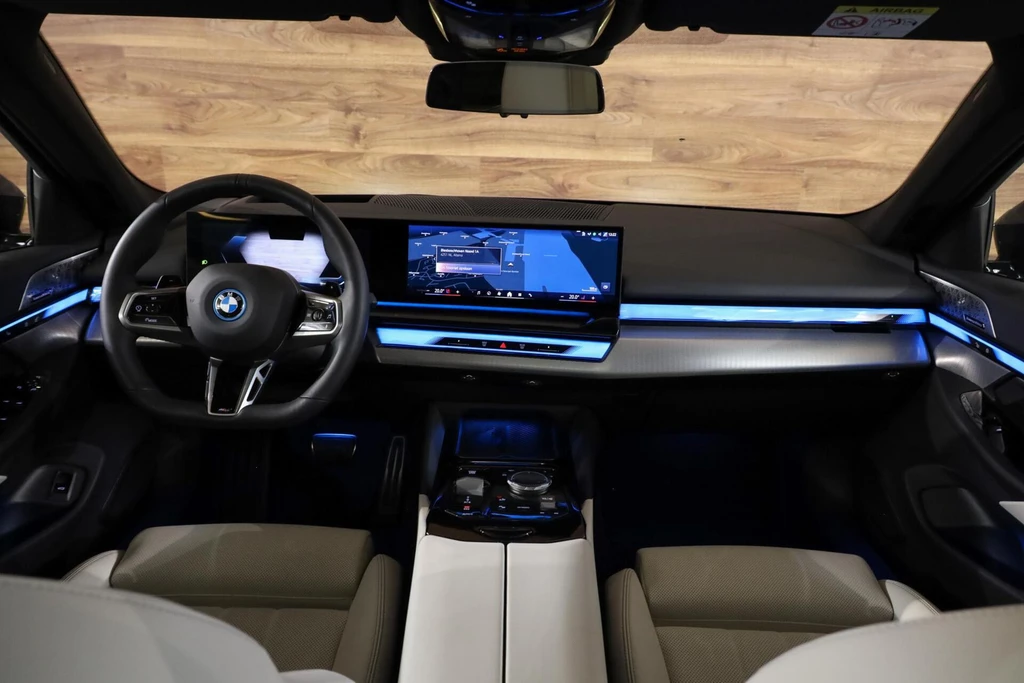 BMW 5 Serie – foto 11