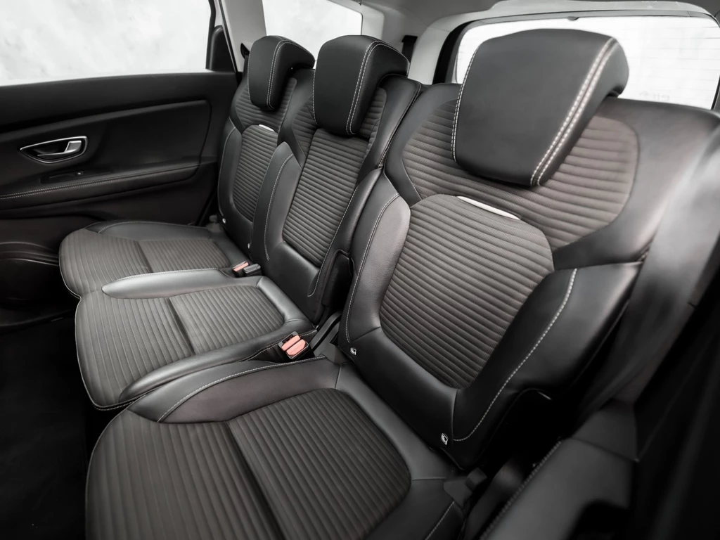 Renault Grand Scénic – foto 16