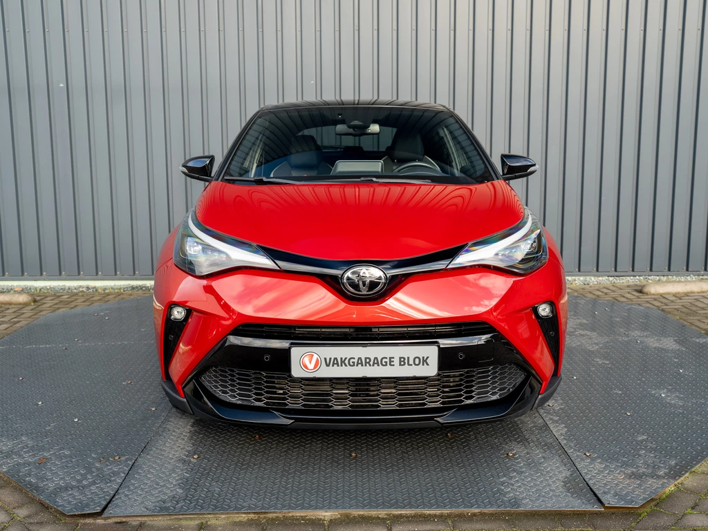 Toyota C-HR – foto 16