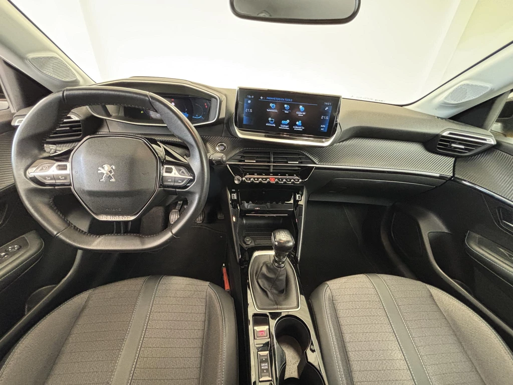 Peugeot 208 – foto 13