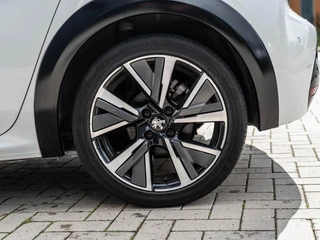Peugeot 208 – thumbnail 13