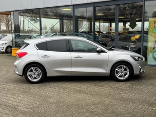 Ford Focus – thumbnail 5