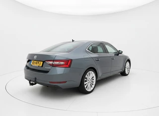 Škoda Superb – thumbnail 4