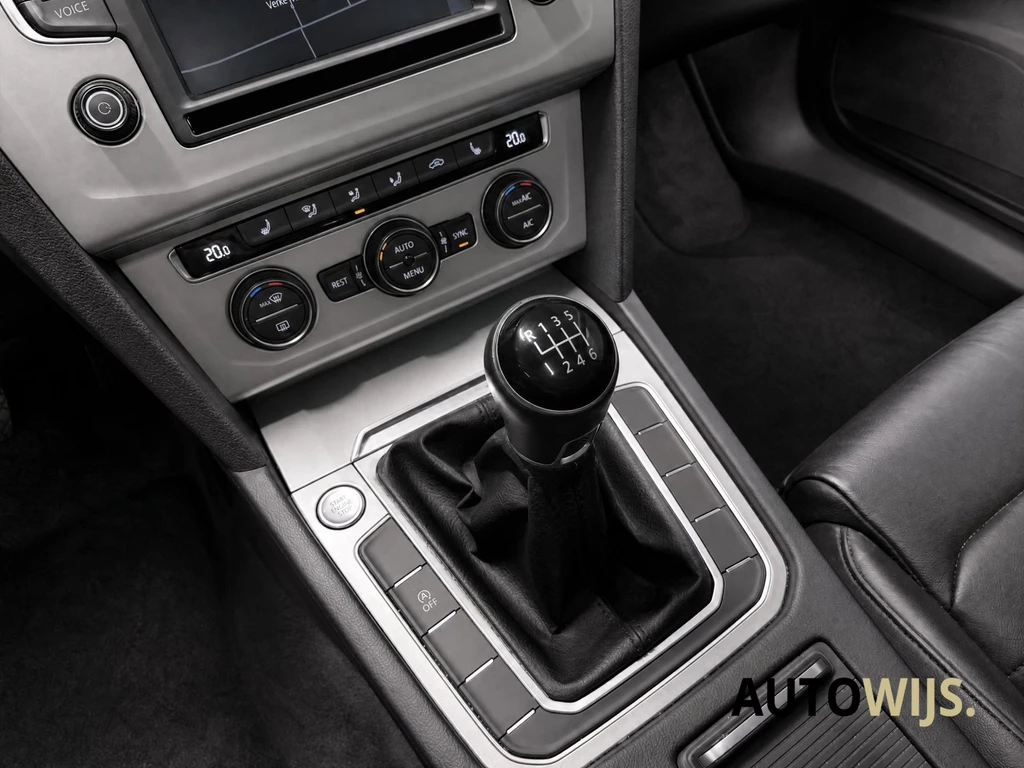 Volkswagen Passat – foto 18