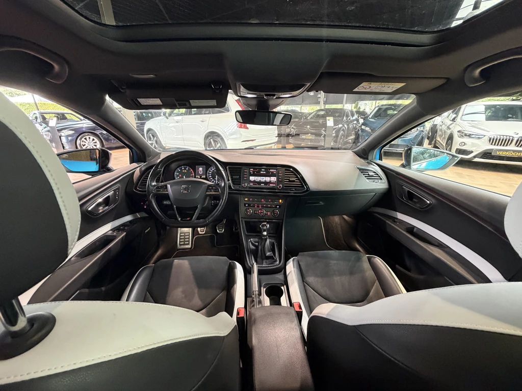 SEAT Leon – foto 19