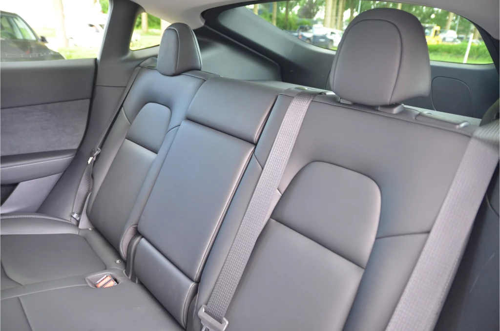Tesla Model Y – foto 14