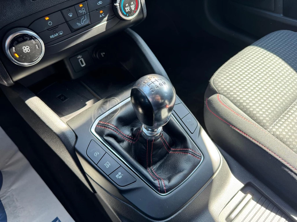 Ford Focus – foto 18