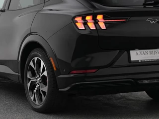 Ford Mustang Mach-E – thumbnail 28