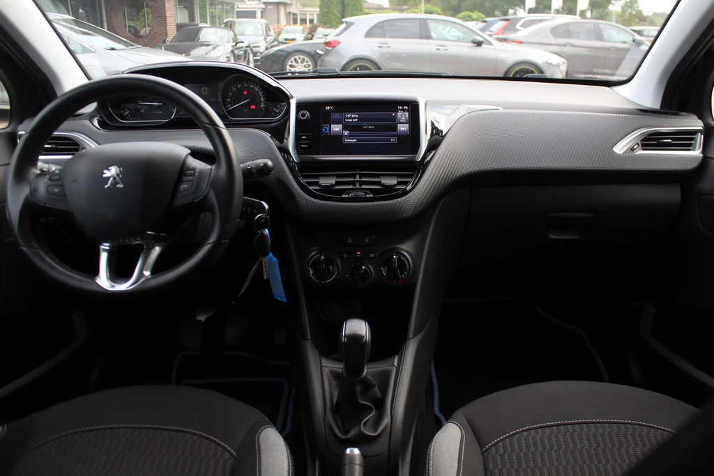 Peugeot 208 – foto 5