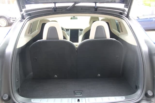 Tesla Model X – thumbnail 22