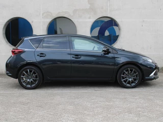Toyota Auris – thumbnail 4