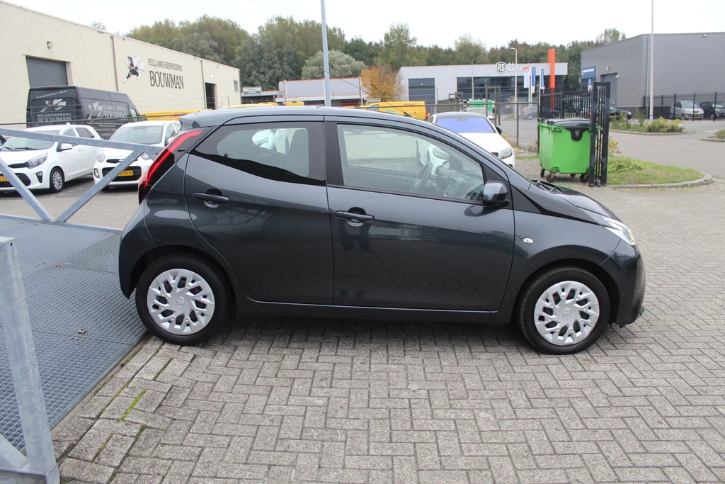 Toyota Aygo – foto 6