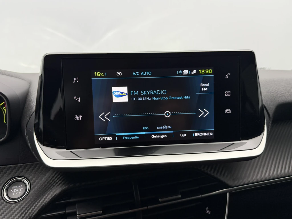 Peugeot e-208 – foto 16
