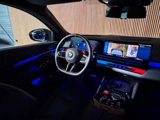 BMW M5 – thumbnail 21