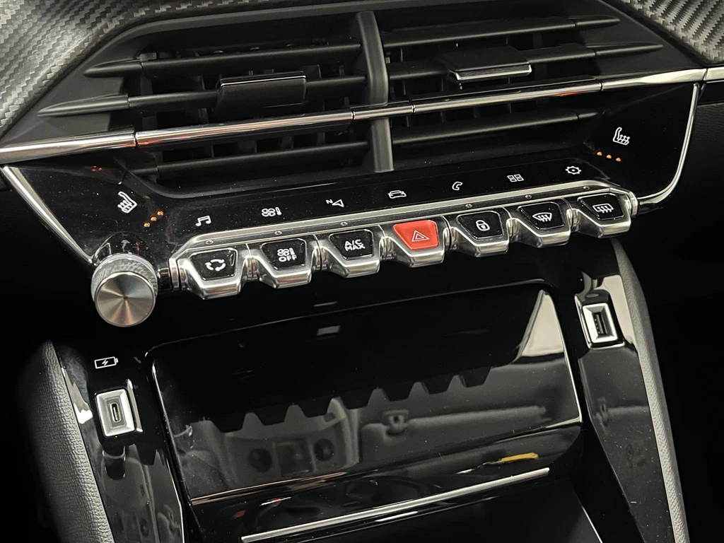 Peugeot 208 – foto 21