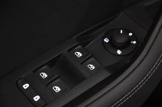 Škoda Superb – thumbnail 30