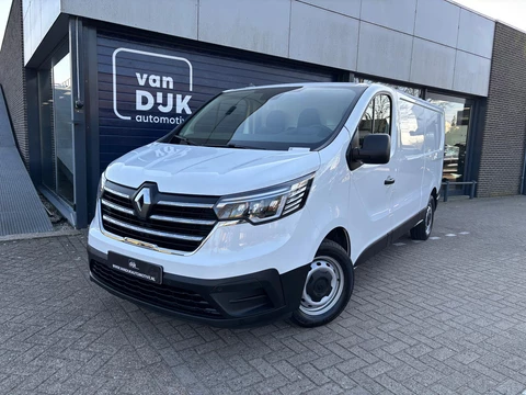 Renault Trafic T30 L2H1 150PK AUTOMAAT LED AIRCO CRUISE CONTROL CAMERA NAVIGATIE CARPLAY