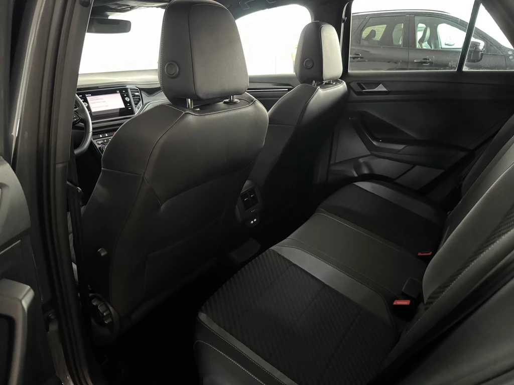 Volkswagen T-Roc – foto 21