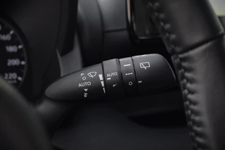 Toyota Yaris – thumbnail 26