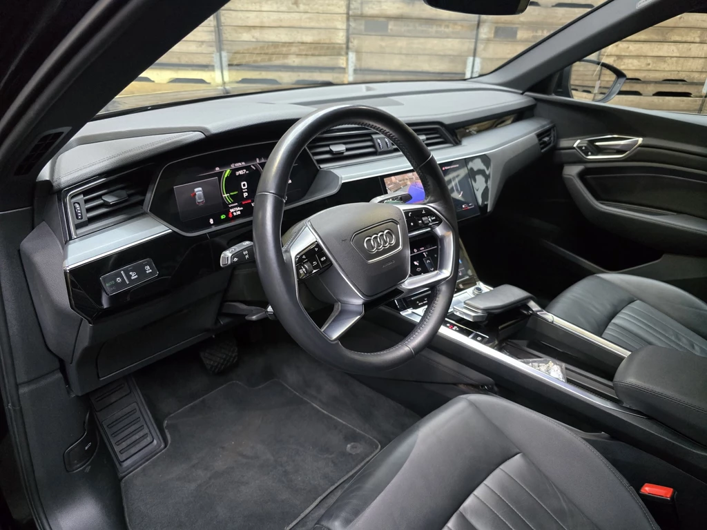 Audi e-tron – foto 9