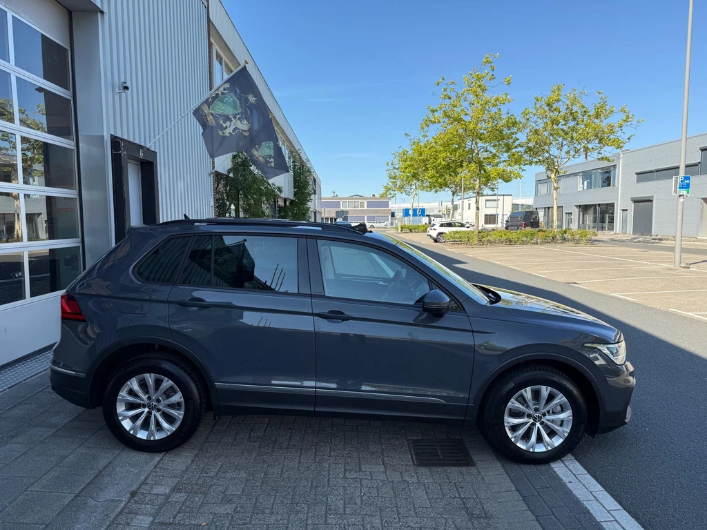 Volkswagen Tiguan – foto 11