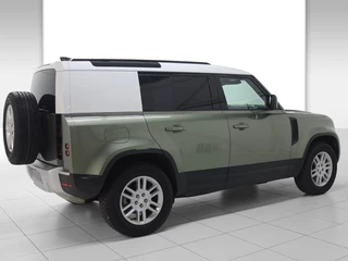 Land Rover Defender – thumbnail 3