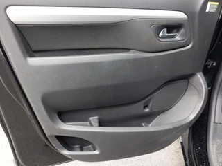 Opel Vivaro – thumbnail 17