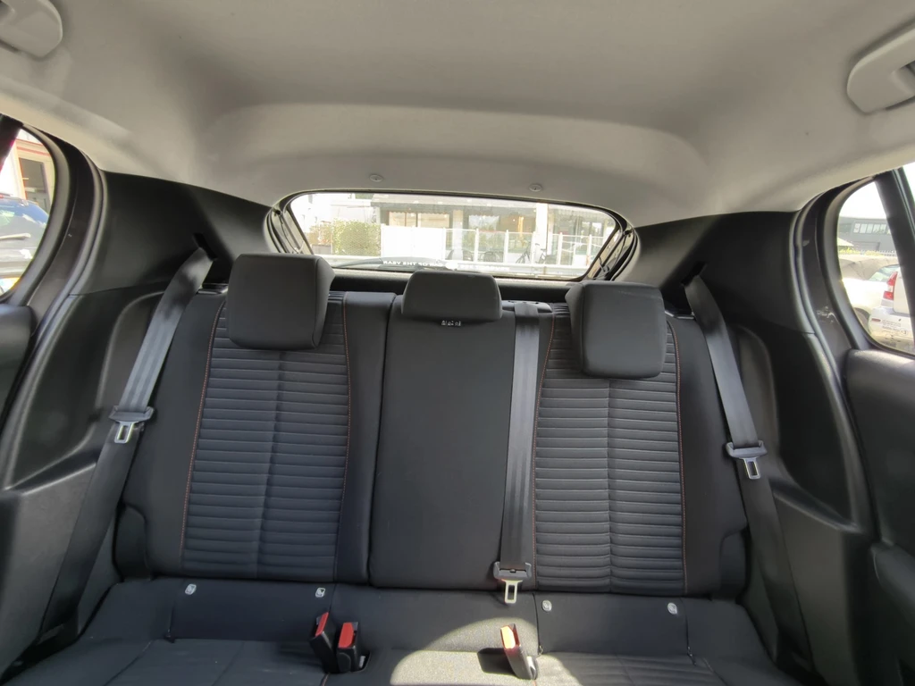 Peugeot 208 – foto 14