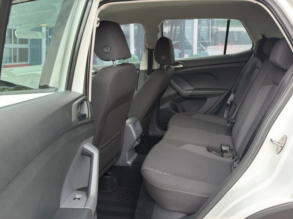 Volkswagen T-Cross – foto 12