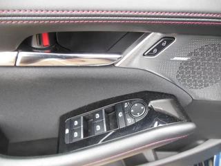 Mazda 3 – thumbnail 8