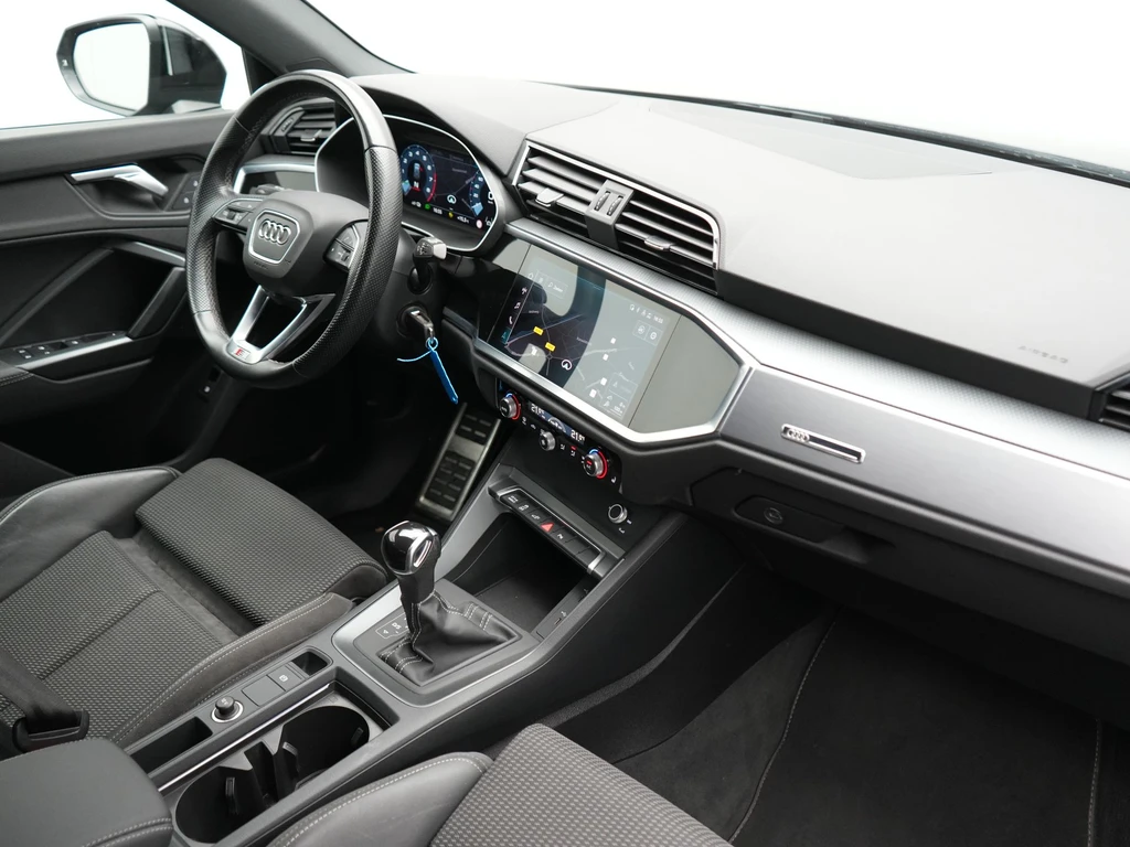 Audi Q3 – foto 14