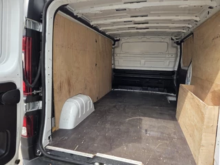 Renault Trafic – thumbnail 16