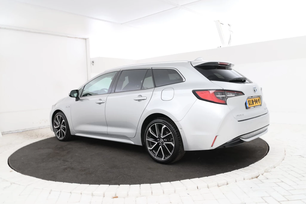 Toyota Corolla Touring Sports – foto 2
