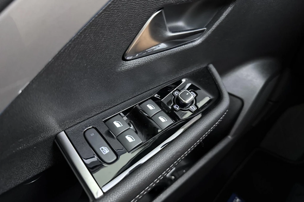 Opel Astra – foto 26